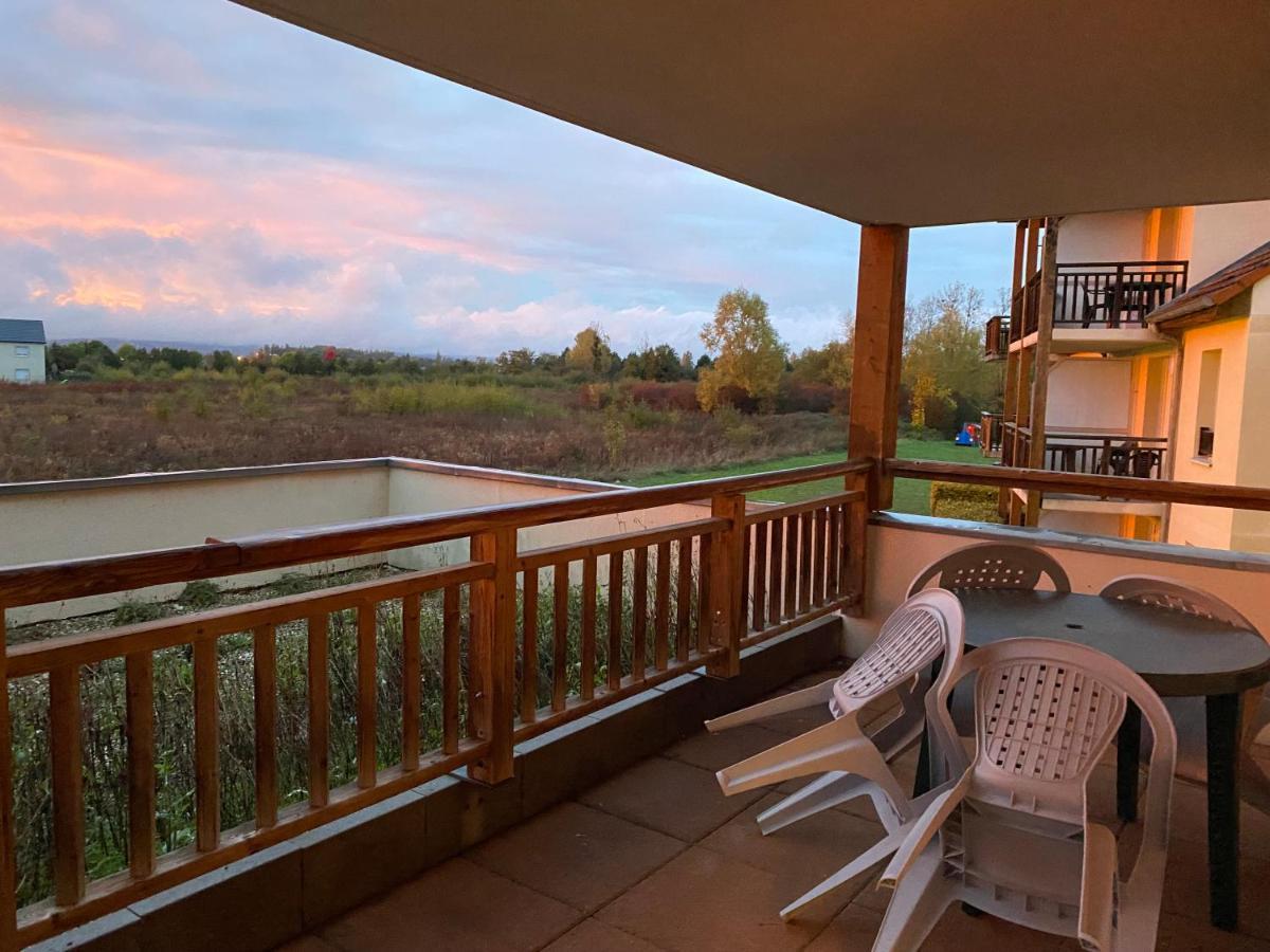 Chez Suzette-Residence-Piscine-Sauna เลอแวร์นัวส์ ภายนอก รูปภาพ